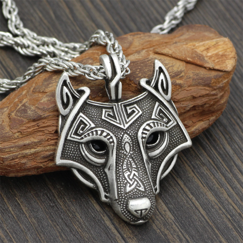 Wolf Head Amulet Pendant Viking Necklace