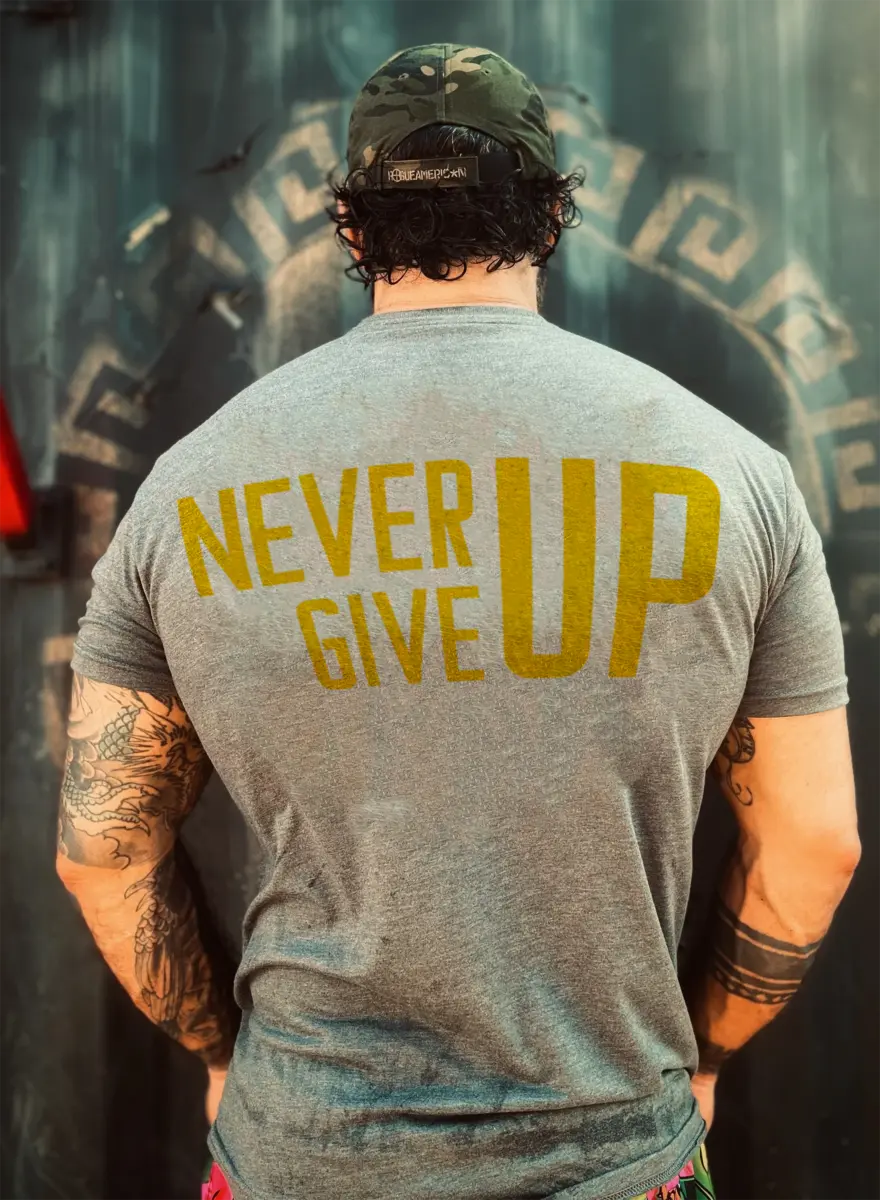 Never give up  Print Men's T-shirt