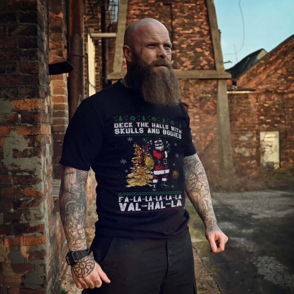 Viking Deck The Halls With Skulls And Bodies Printed Men's T-shirt