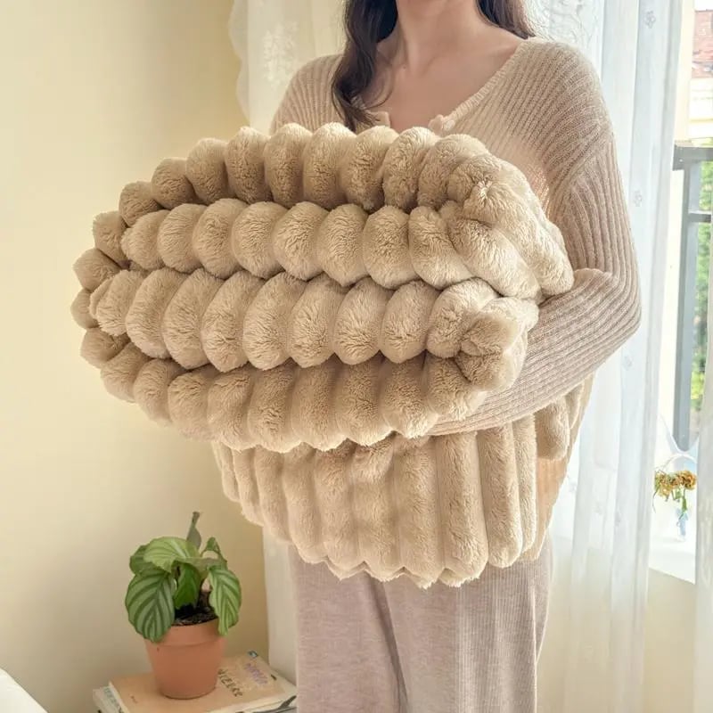 【❤️Final 3-hour Preferential Deal❤️】2025 HOT SALE❄️Popular thickened plush nap blanket